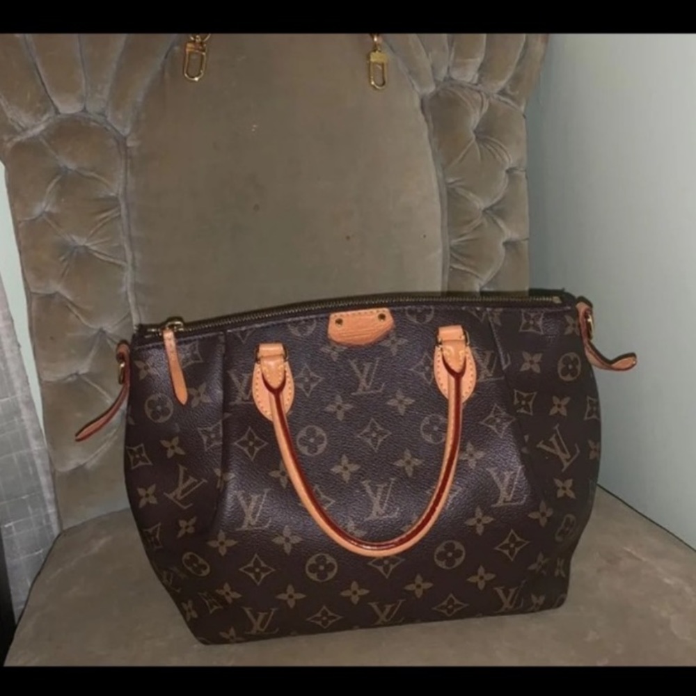 Louis Vuitton Bag
